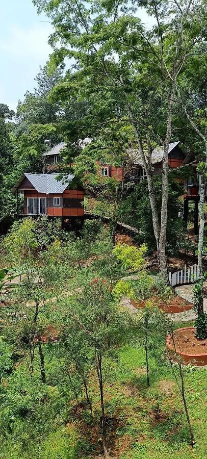 Santhi Hill View Resort Munnar